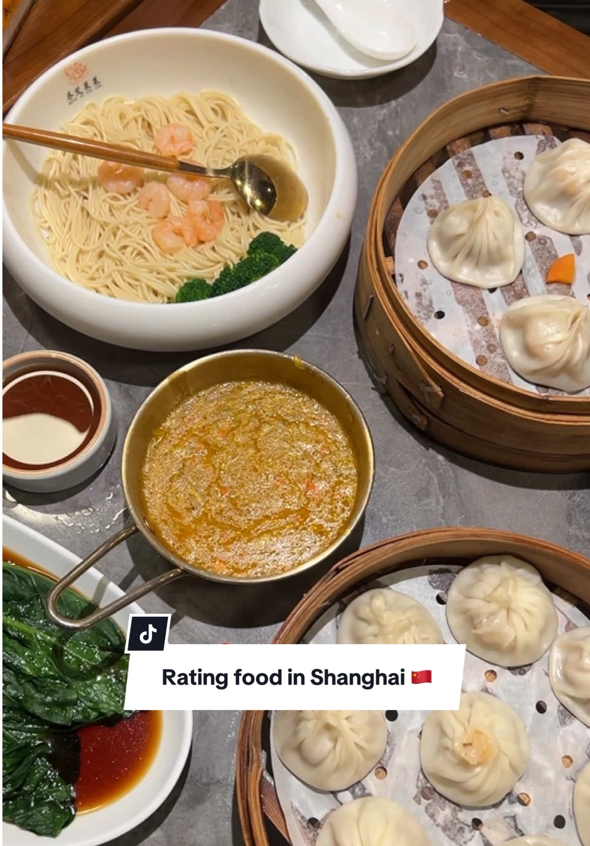 Linh | Travel & Lifestyle ✈️✨, yang's fried dumpling