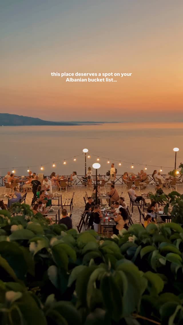Andreea 👩‍🦰| Travel Visual Storyteller, Ksamil