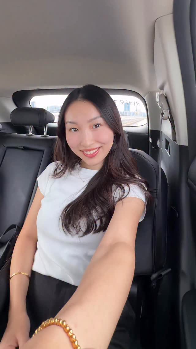 Katrina Gao, TAMBURINS Samcheong Flagship Store