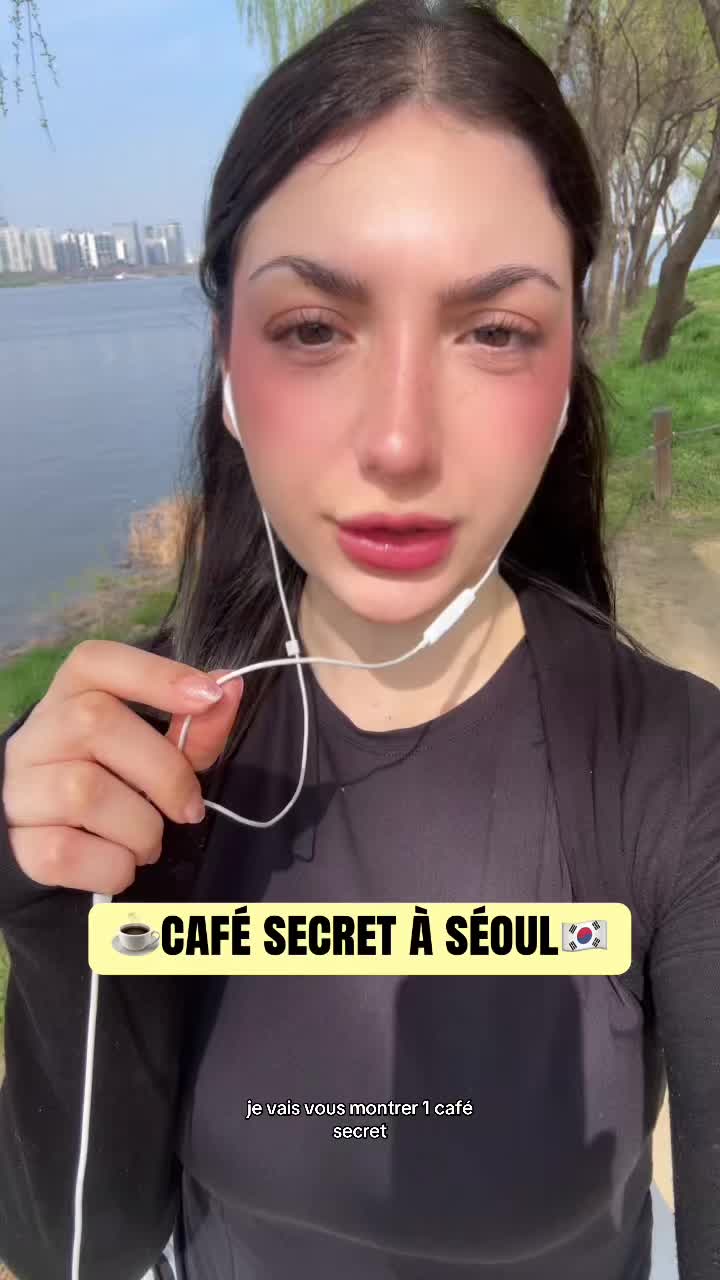 lou, Dongjak Red Sky Cafe