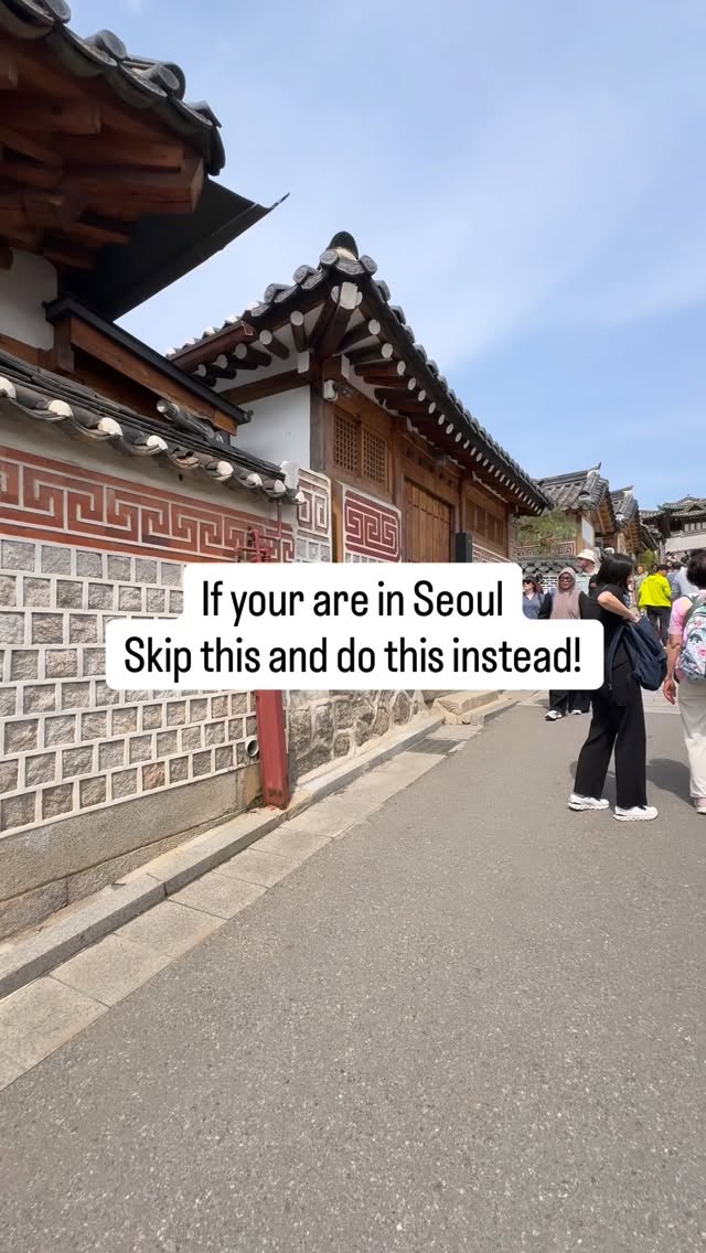 Curious Voyager, Bukchon Hanok Village
