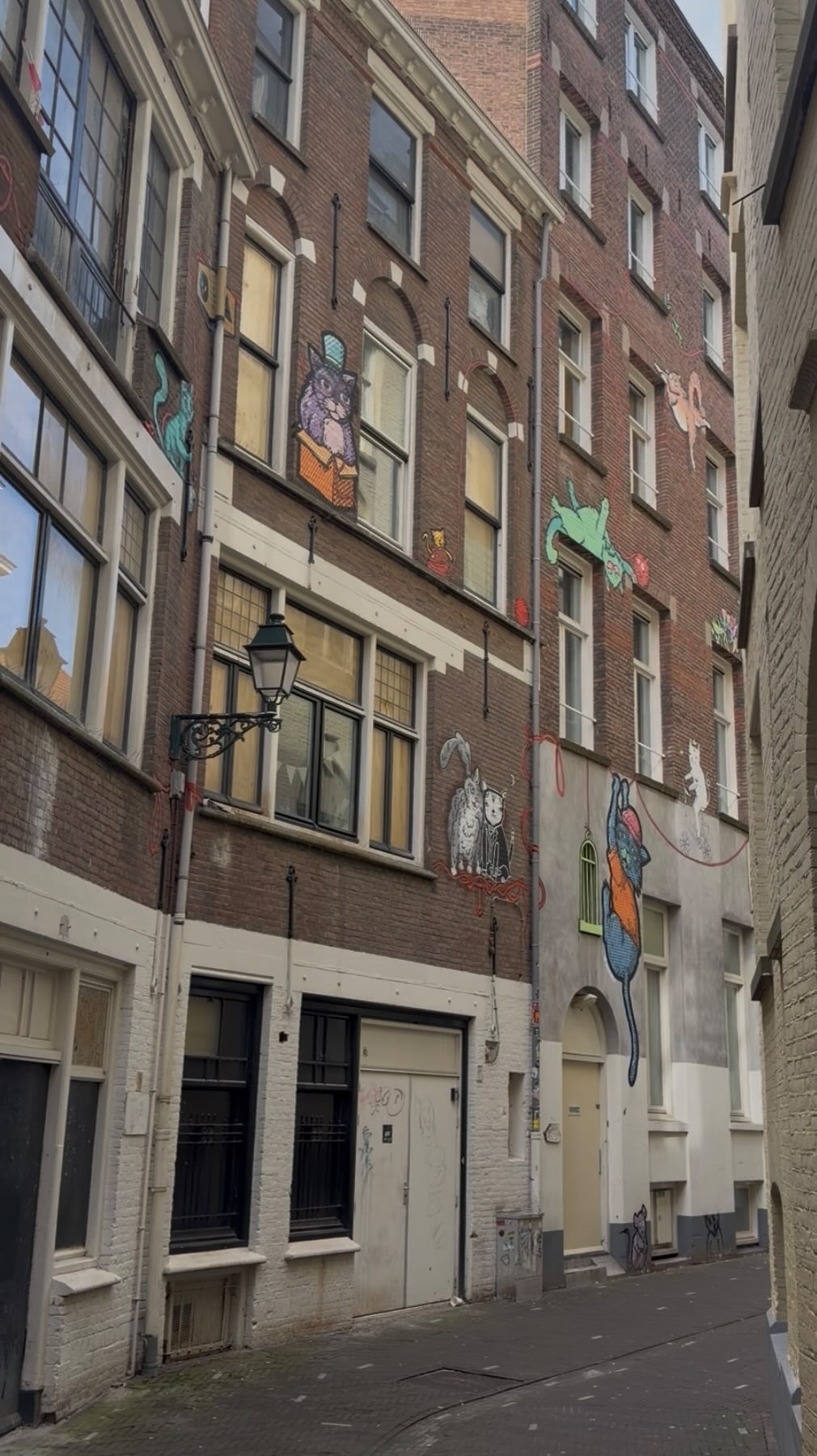 The Hague Living, The Passage