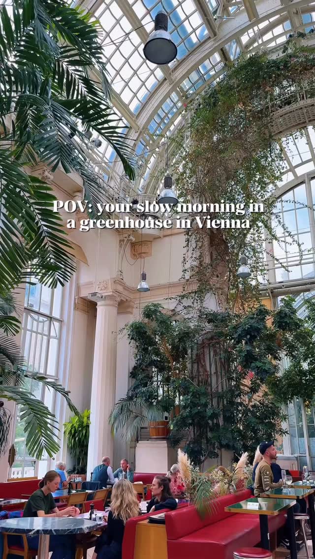 Anna | Vienna’s Finest Spots, Burggarten
