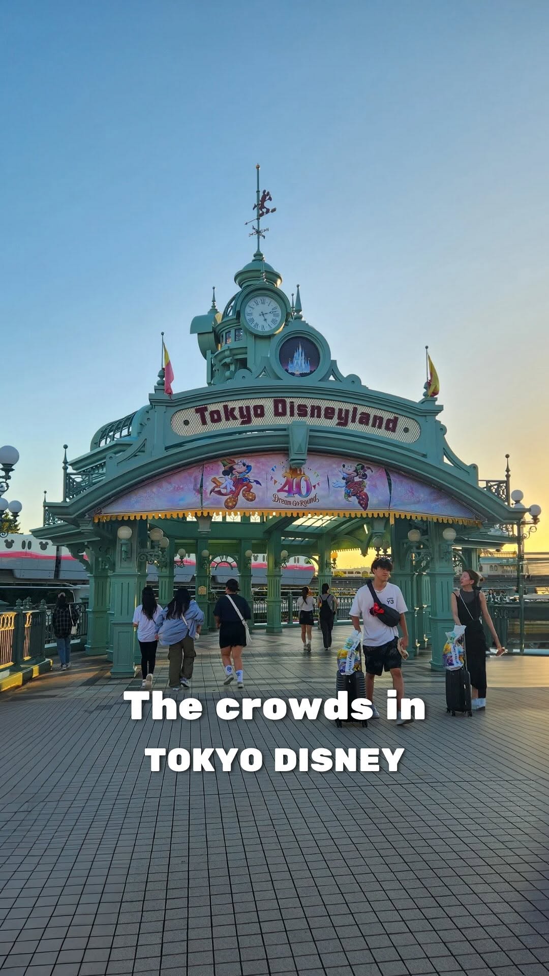 Elisheva & Dan | Adventure Travel Couple, Tokyo Disneyland