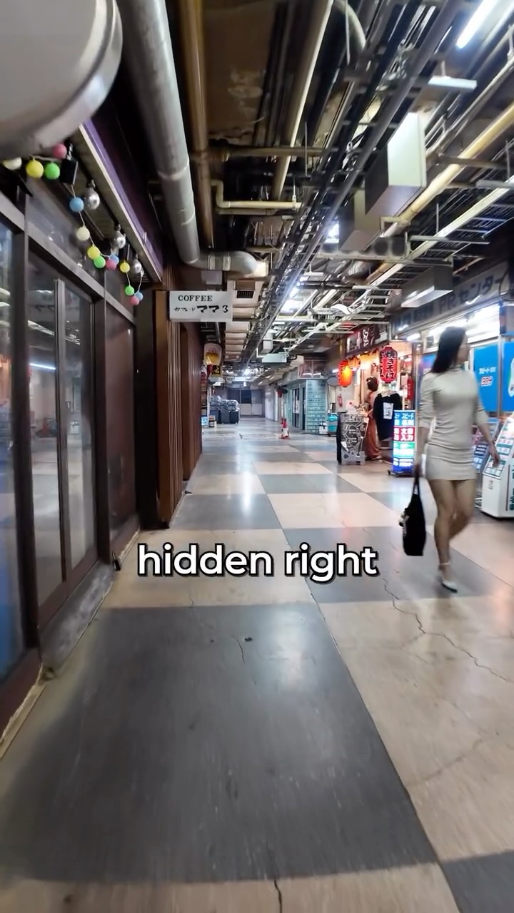 Mike from Japan 🇯🇵, Asakusa Underground Street
