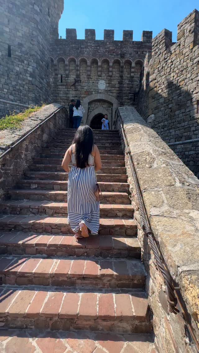 Sara Awati | Travel Creator, Castello di Amorosa
