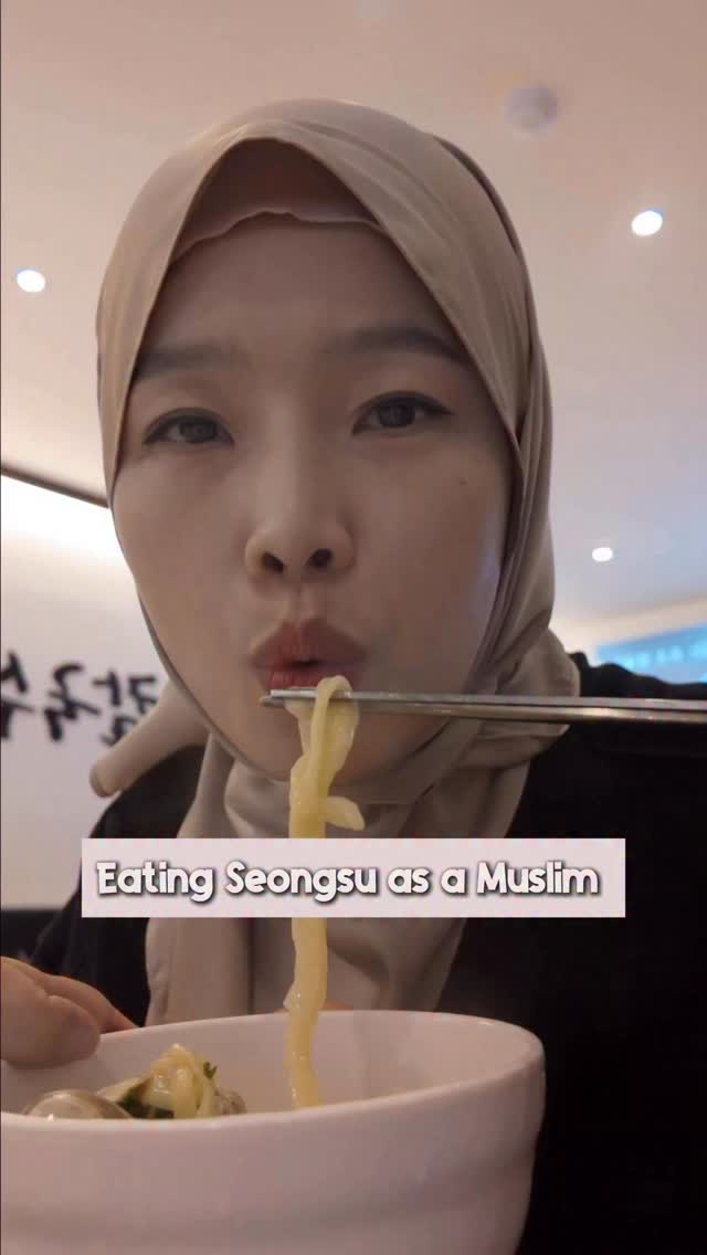 Amelia Jung / Korean in Malaysia, Jojo Kalguksu Seongsu branch