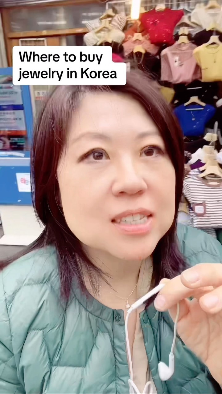 Tina Kim, Myeong-dong