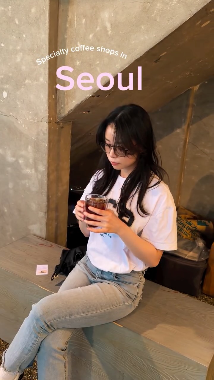 /ˈbriː shee/, LowKey Seongsu