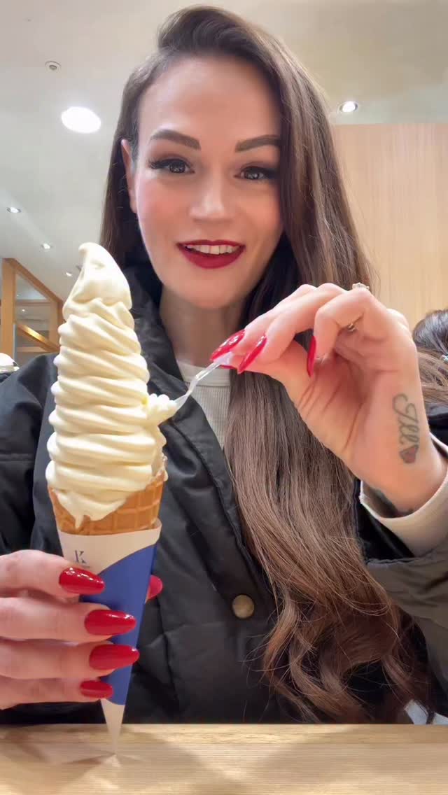 Janie DeVours, New Chitose Airport
