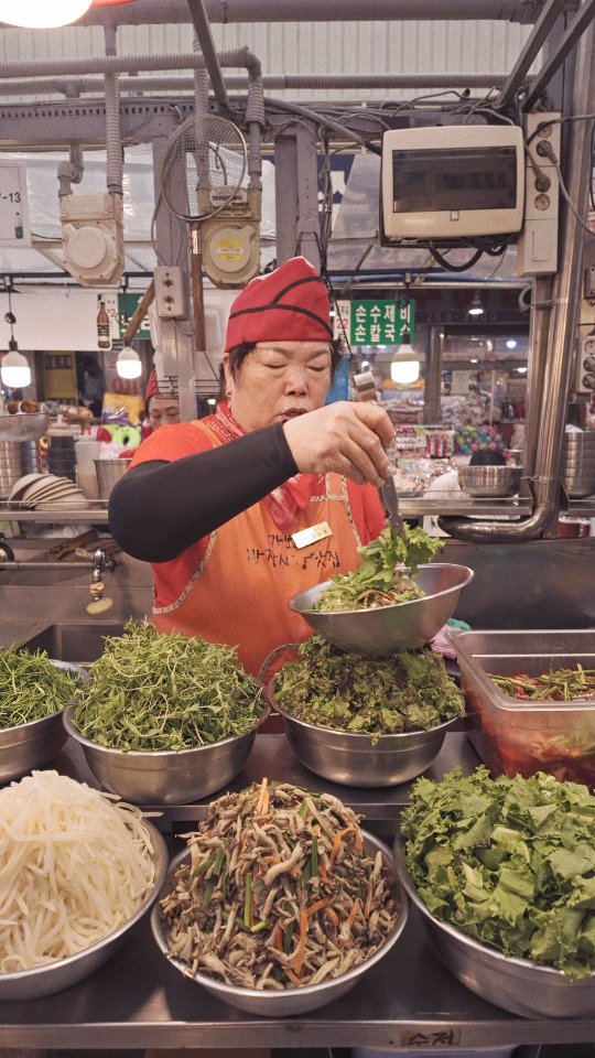 묵짜 MUKJJA, Gwangjang Market