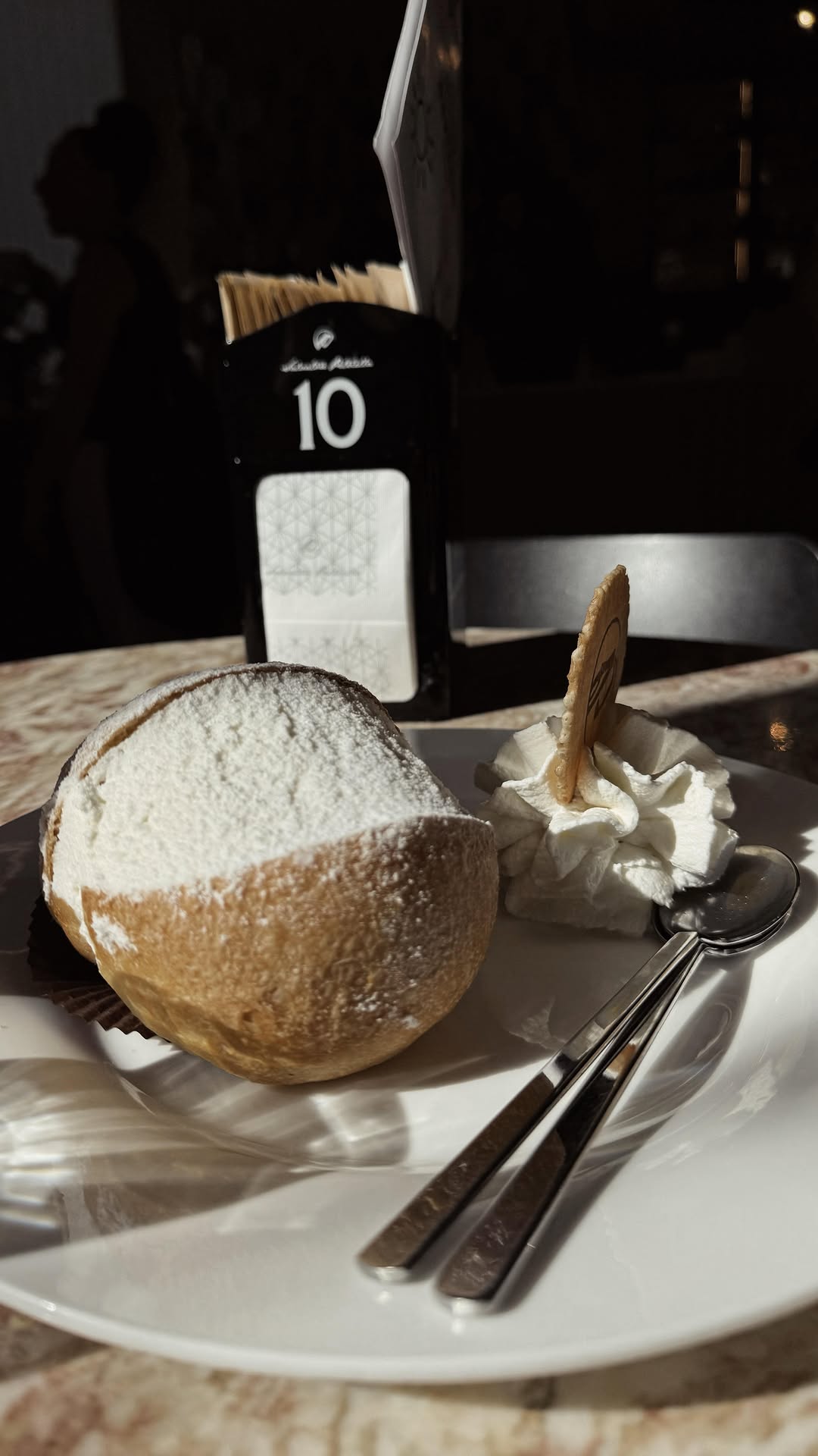 NEXT DESTINATION, L’Antica Pizzeria da Michele