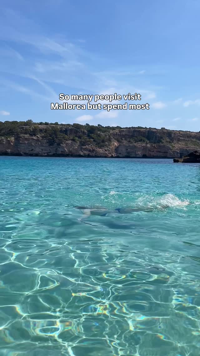Iisa Hero | Solo & Adventure Travel, Caló del Moro