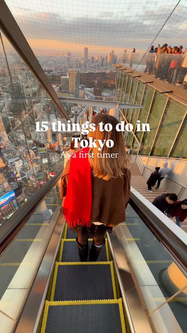 Kirsty | Solo Travel Over 40, Shibuya Scramble Crossing