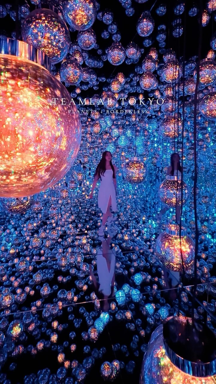 Elliott Chau | Travel and Adventure Photographer, teamLab Borderless: MORI Building DIGITAL ART MUSEUM