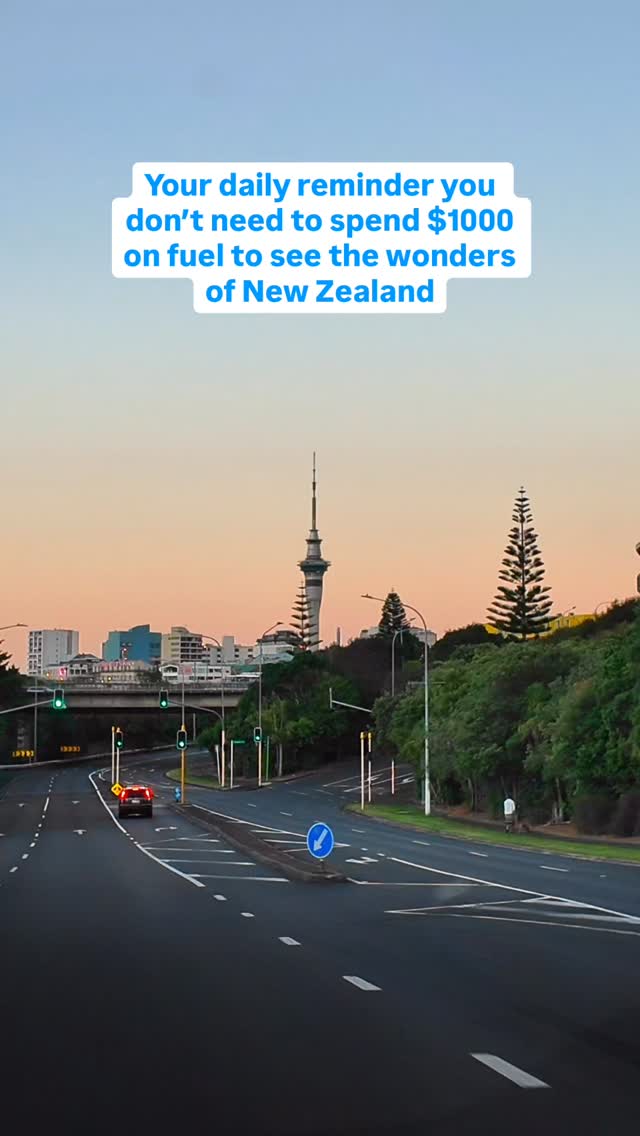 Nico & Sina | New Zealand Travel, Muriwai