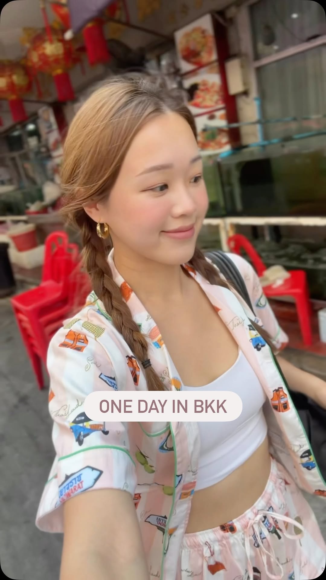 Joyce Sin, Tha Tian Market