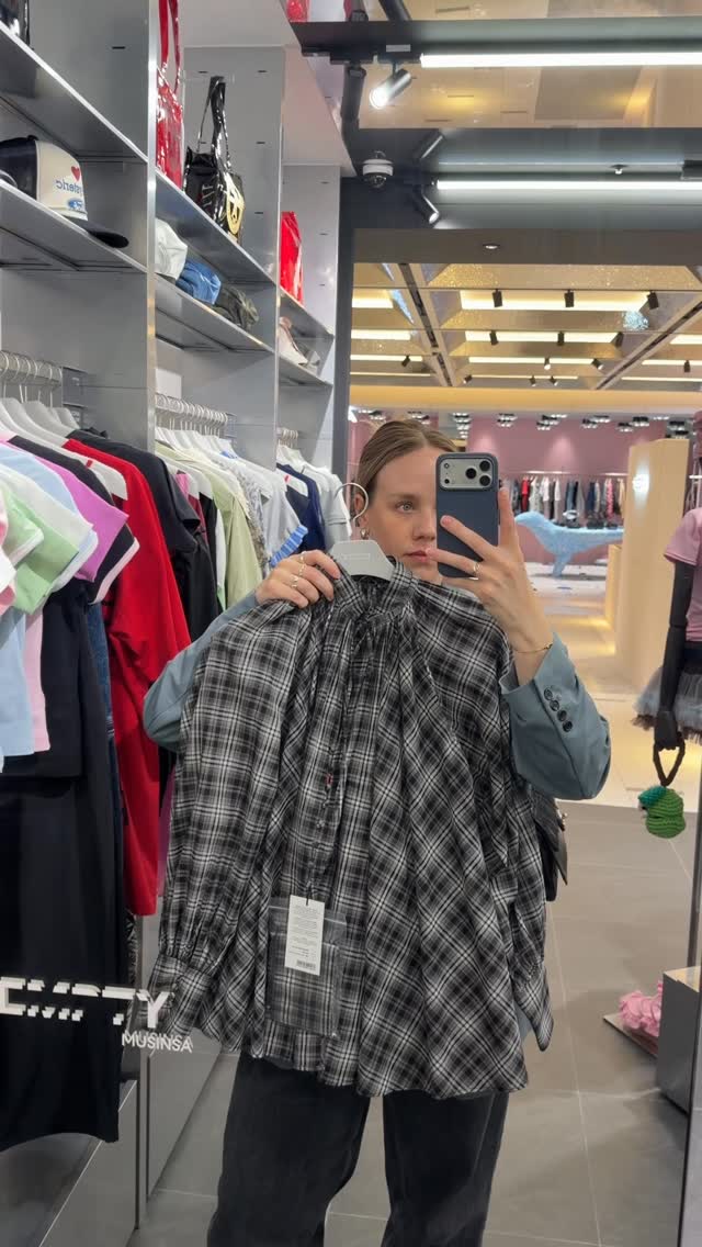 Ruth Van Soom, Galleria Department Store Luxury Hall WEST