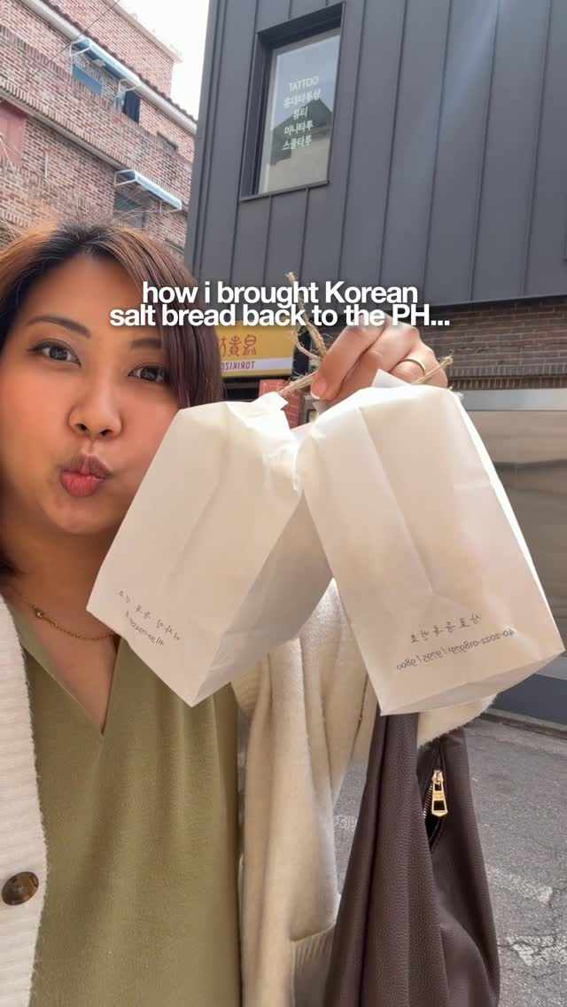 Hannah Carlos, Daiso (Myeongdong Station Branch)
