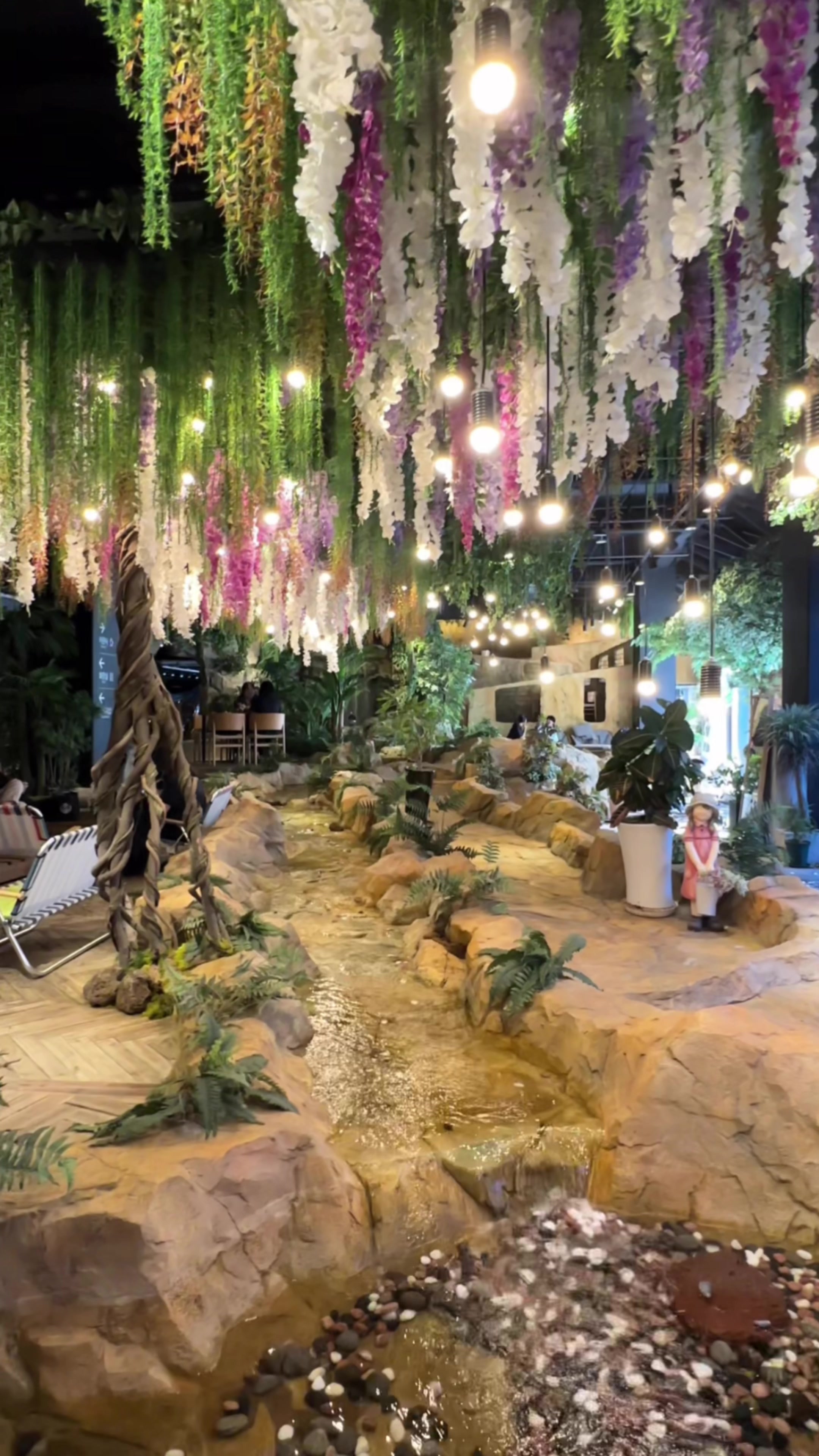 공간기록자, Cafe Aden Bomun Lake