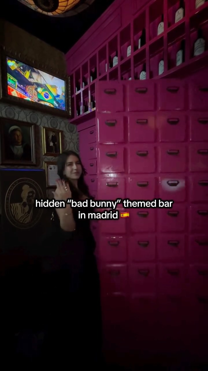 Gabi | Life in porto ✨| Travel, Calle 365 l Discoteca Madrid