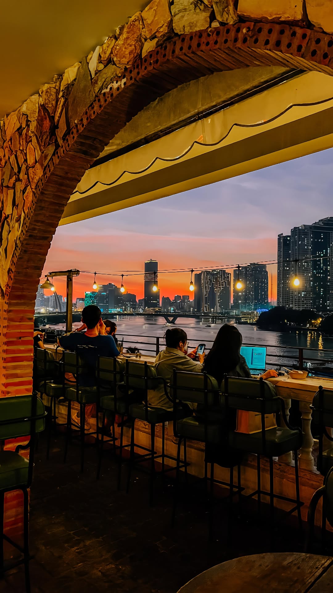 Vietnam Moments 🇻🇳 Travel | Food | Tips, Landmark 81