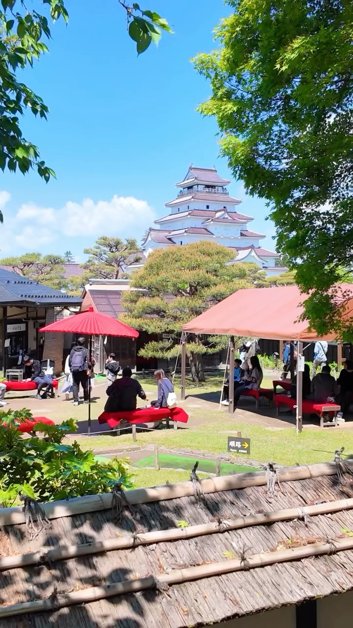 JOURNEY WALKER, Sazaedo Temple