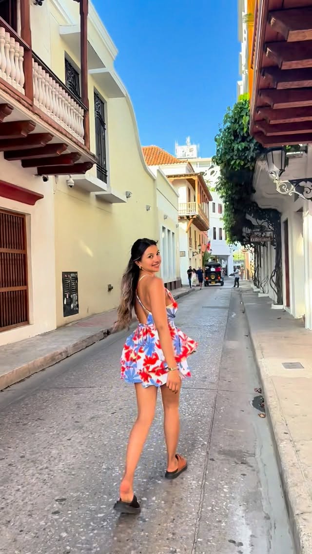 Nats 🌸, Erase un Cafe Boutique