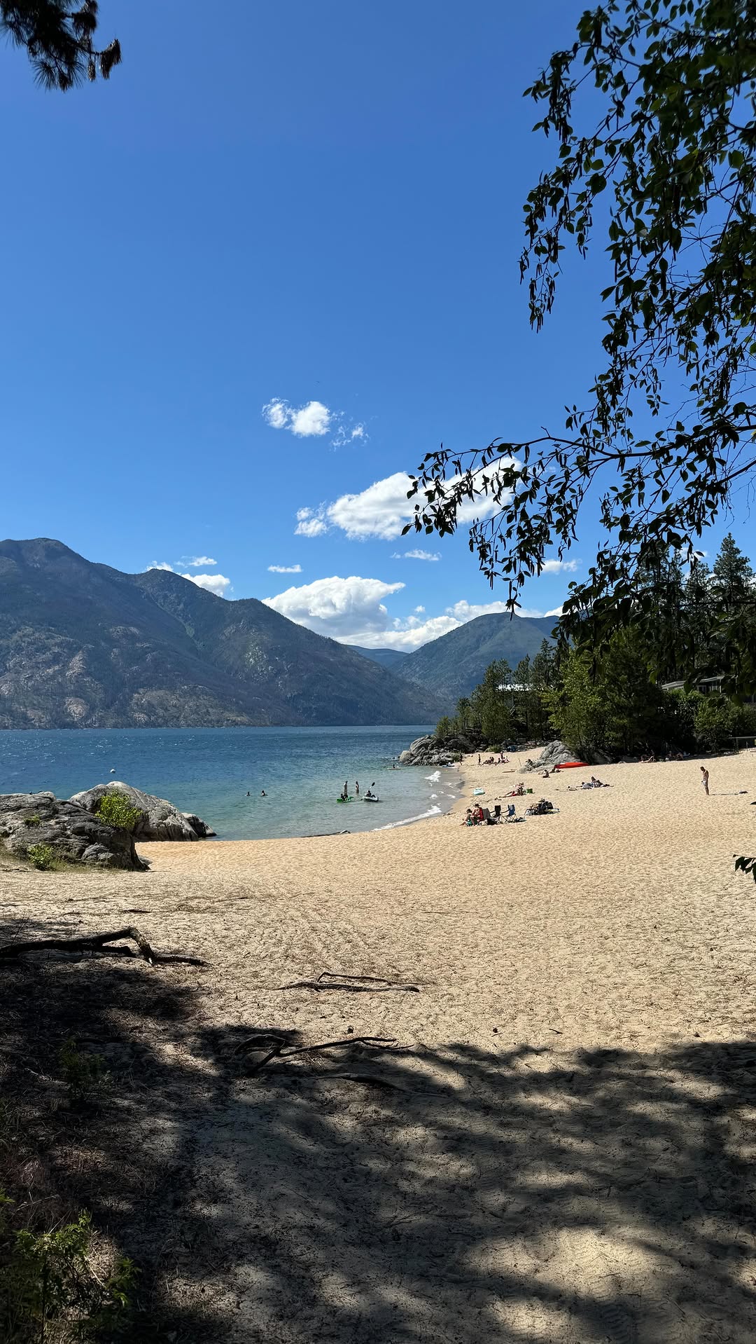 Luke and Roxy | Wild About BC, Kootenay Lake