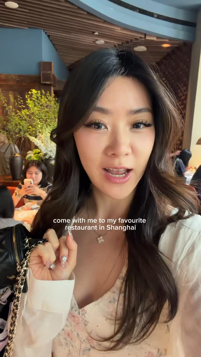 Xixi Liu, Rong Restaurant
