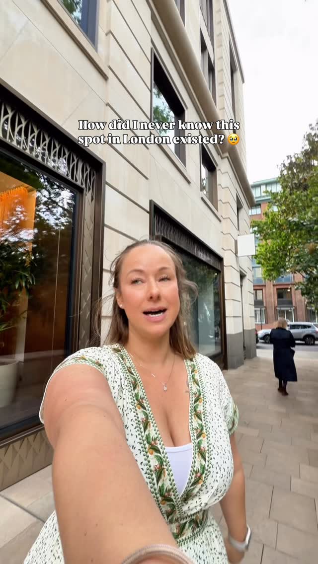 Jess🌻UGC Travel Creator, St. Paul's Cathedral