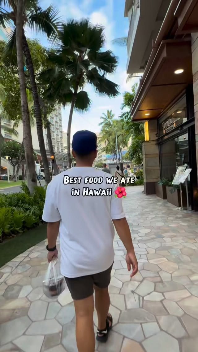 Anie Adovas, Duke's Waikiki