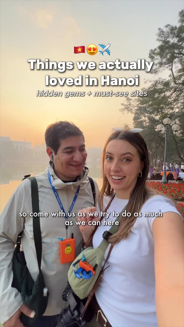 Juliana Wynkoop & Martín Gomez | Travel Creators, One Pillar Pagoda