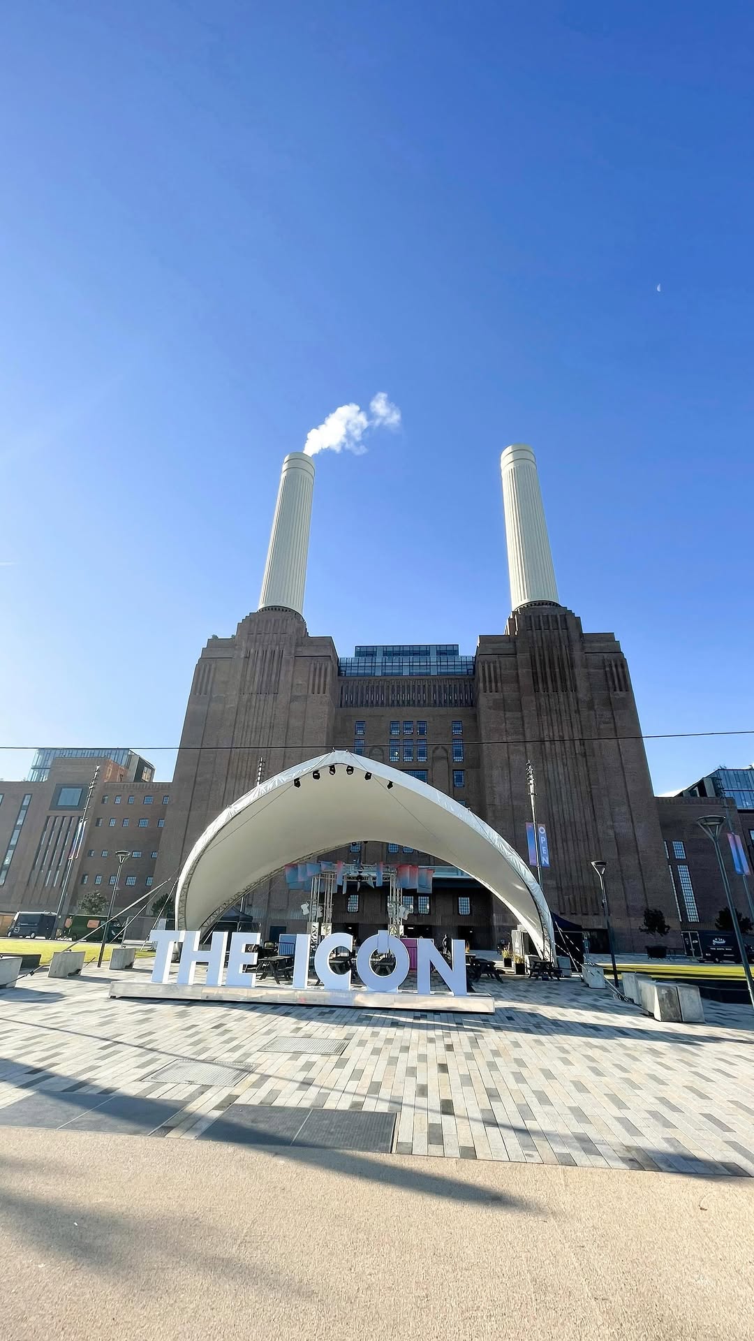 Kseniia • Travel • London, Battersea Power Station