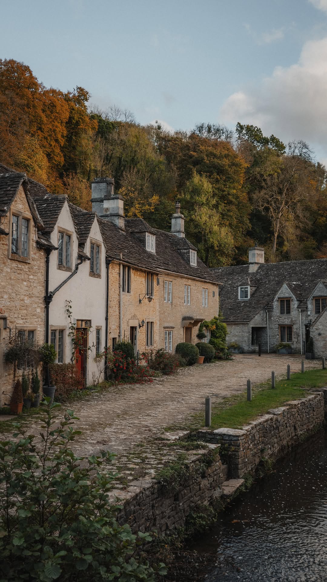 Alicia Cooper, Castle Combe
