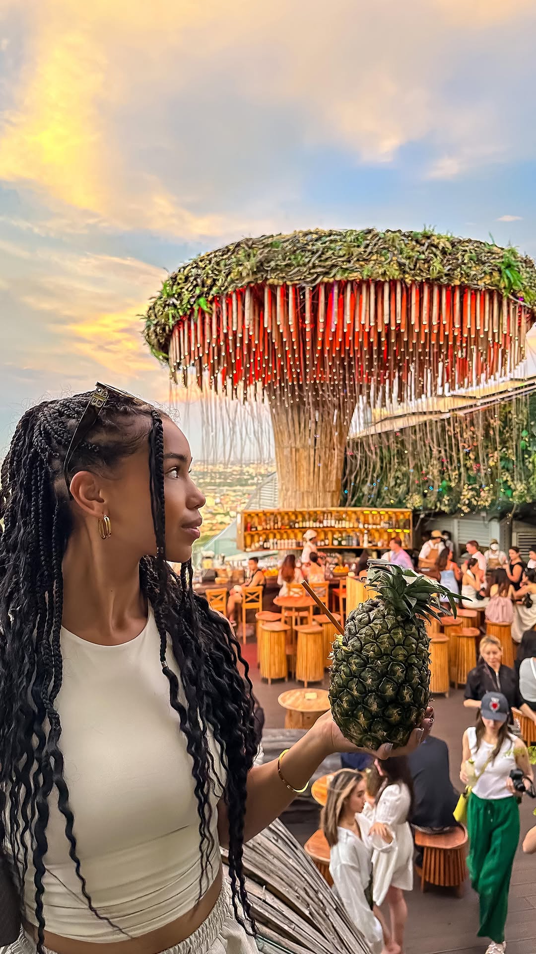 Alana | Travel & Lifestyle Creator, Tichuca Rooftop Bar