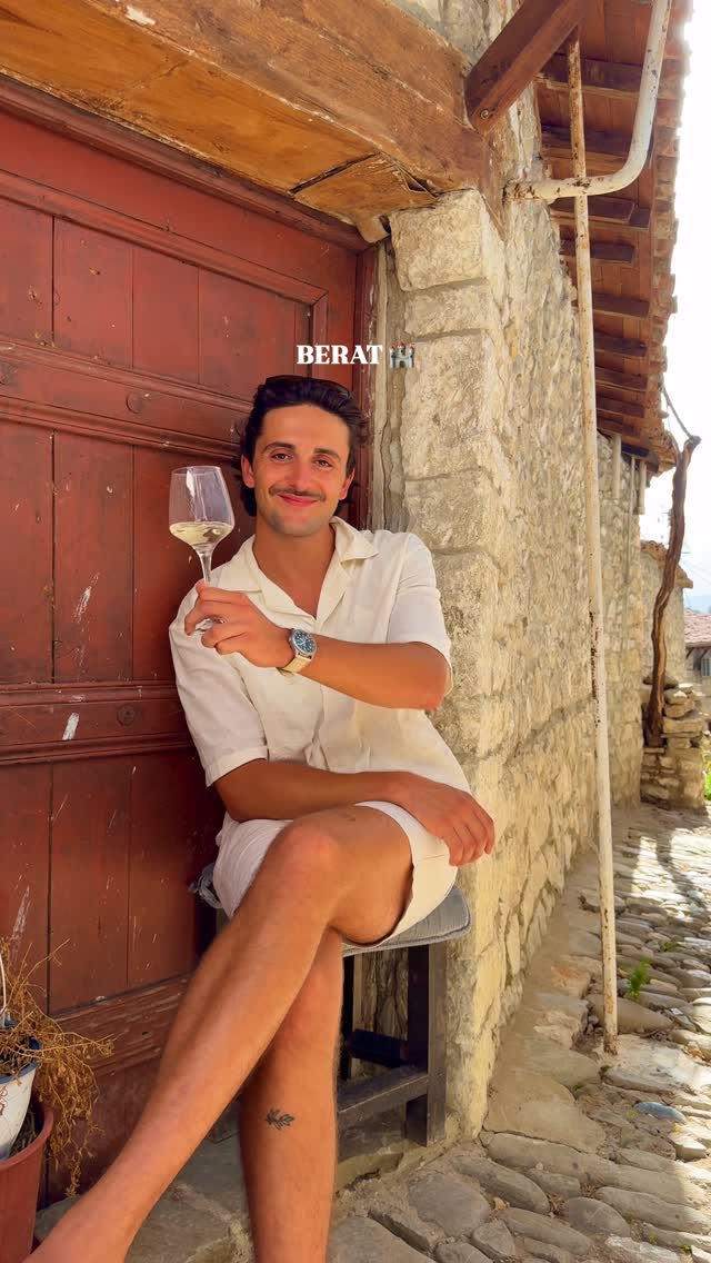 Hannah & Kéran 🇦🇺🇫🇷 Travel Couple, Berat Castle