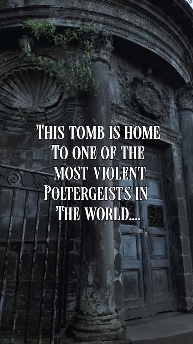 Clinton Lofthouse - Horror Photography & Dark Art, Greyfriars Kirkyard