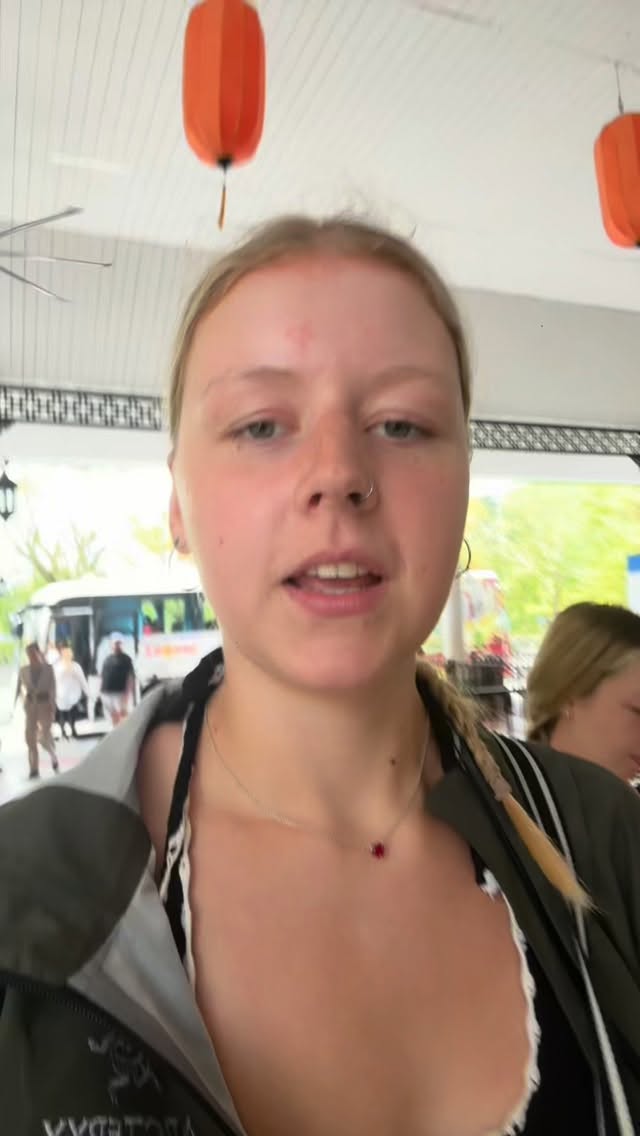 Charlotte Lumsden, Ba Na Hills