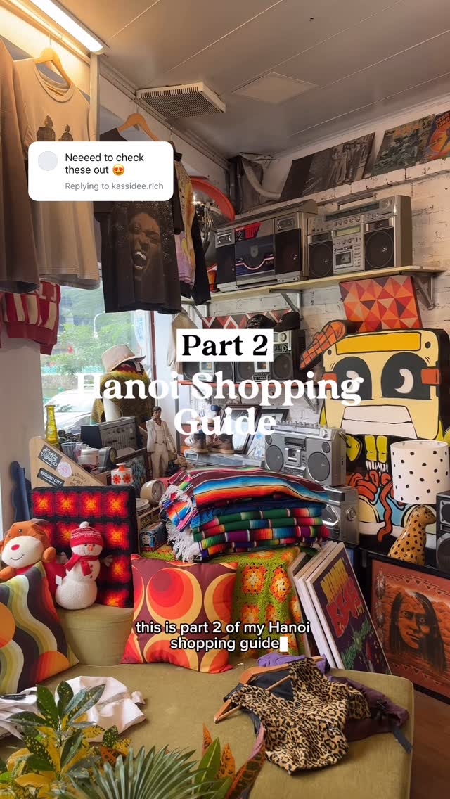 Lara Severino, Chăn Con Công - Vintage Store