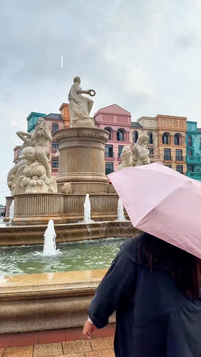 Ate Icia ✈️ Solo Traveler, Hanoi Old Quarter