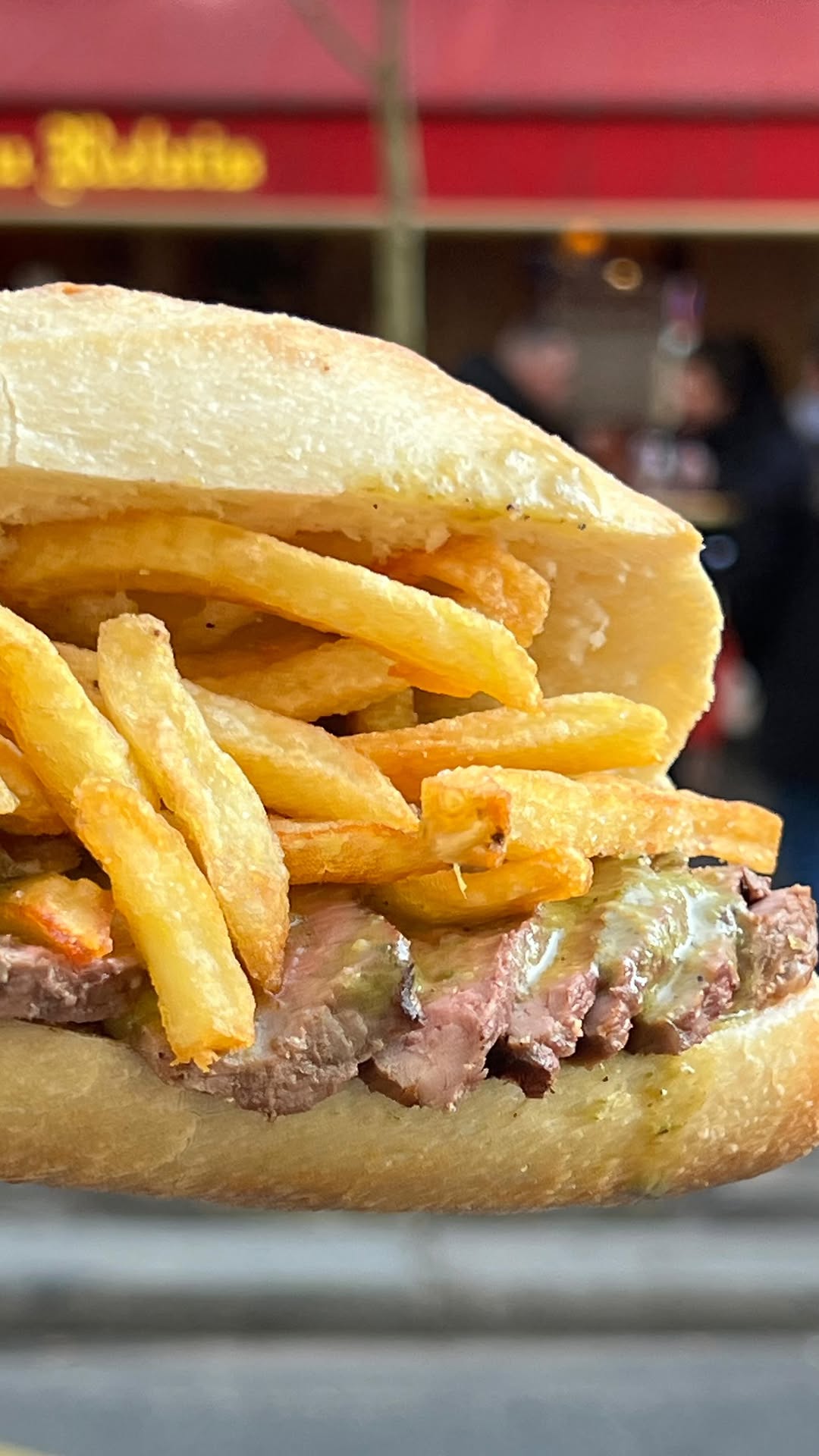 La Baguette du Relais - l’annexe du Relais de Venise, Hôtel de Ville