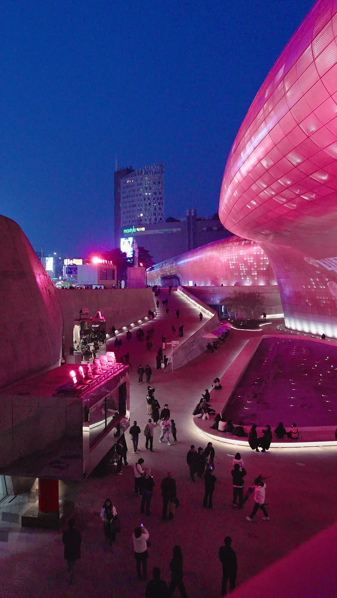 이놈식기(食記)ㅣ팝업 · 전시 · 카페 · 맛집, DDP │ Dongdaemun Design Plaza