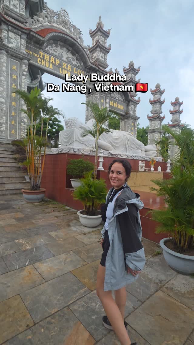 Evelyn Vazquez, Lady Buddha