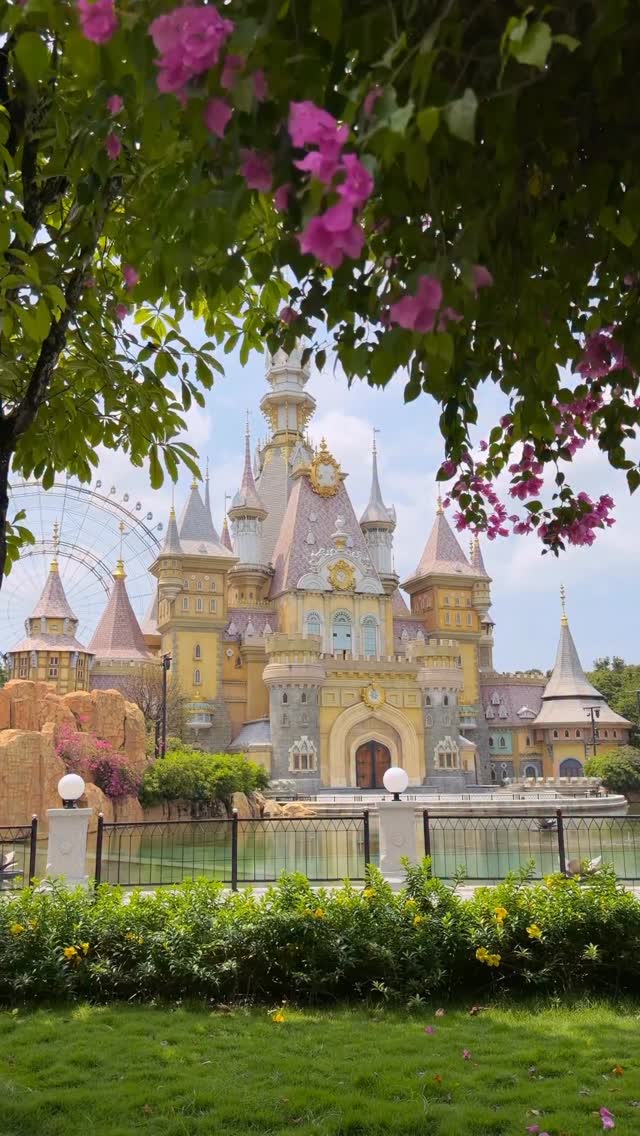 Melissa Ngo | California + Luxury Travel, VinWonders Phú Quốc