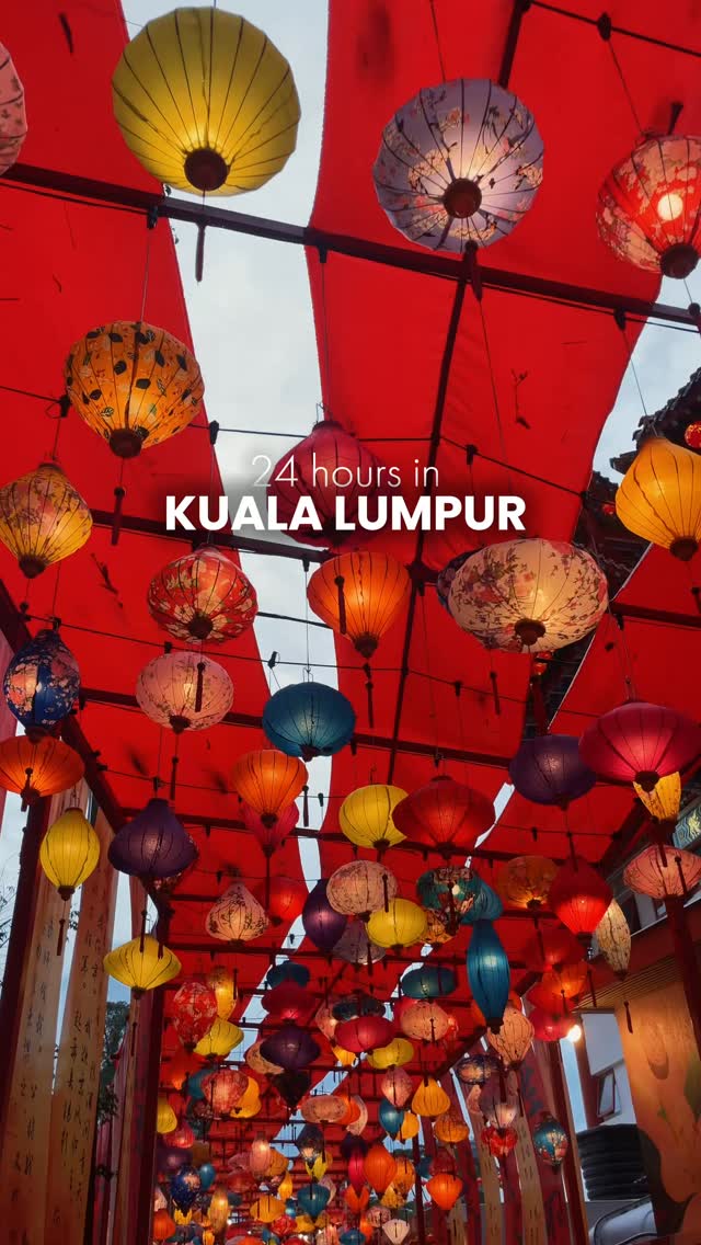 ELE  & EMI  | Travel Couple  creators|  Southeast Asia, Petronas Twin Towers