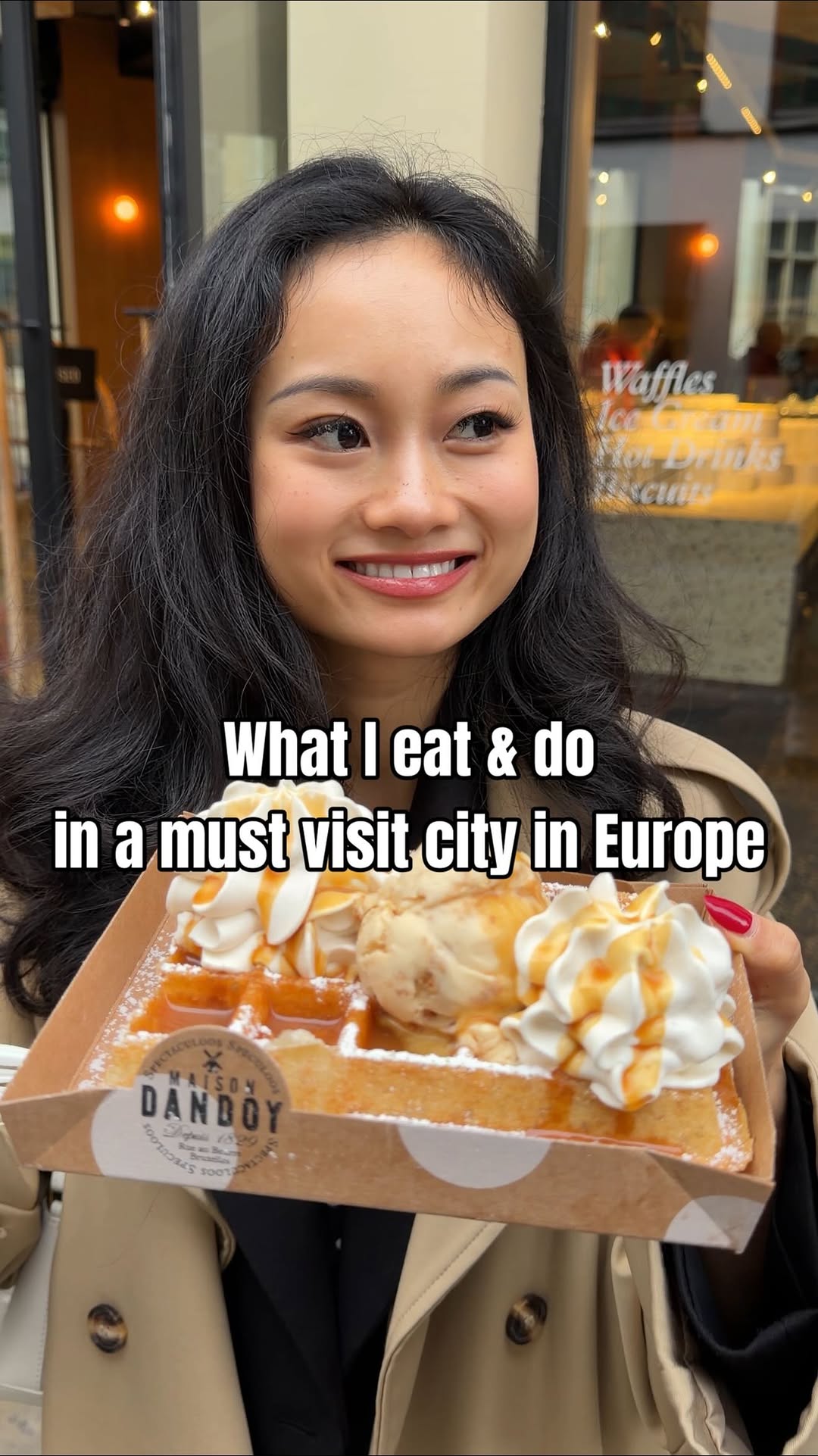 Toto ｜ 彤, Grand Place