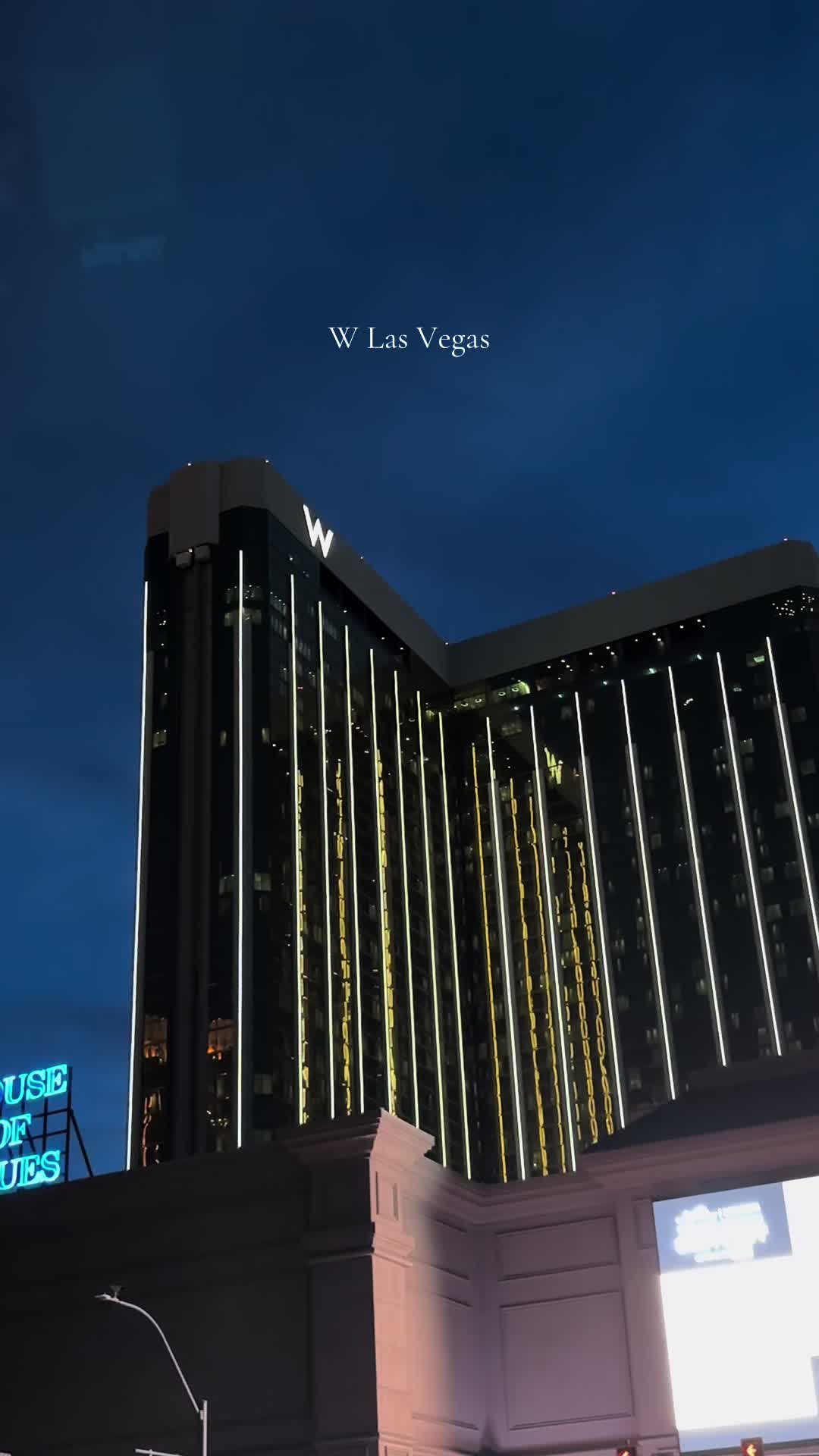 Vegas Travel Babe ✈️ Sam, W Las Vegas