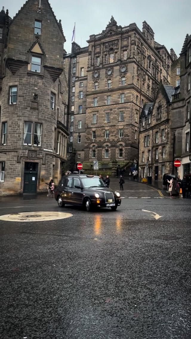 Sezer Dağlayan, Edinburgh