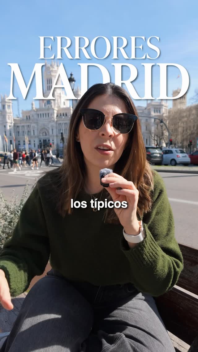 Ceci Saia • travel vlogger, Royal Palace of Madrid